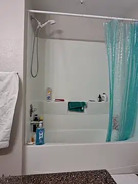 Snapshot of thatonespicychick chatting on 03-21-25, 04:40 thatonespicychick online show from 03-21-25, 04:40