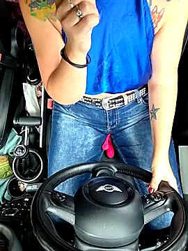 Snapshot of thatonespicychick chatting on 10-07-25, 02:25 thatonespicychick online show from 10-07-25, 02:25