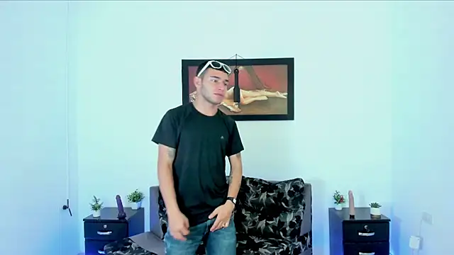xXHot MalesXx online show from 03-07-25, 02:45