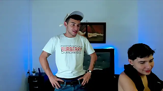 xXHot MalesXx online show from 03-12-25, 09:03