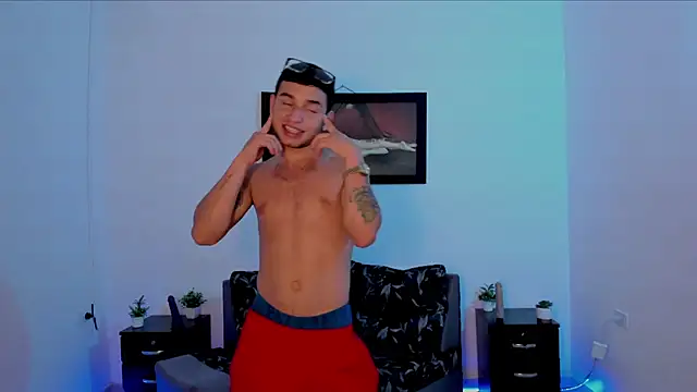 xXHot MalesXx online show from 03-20-25, 08:40