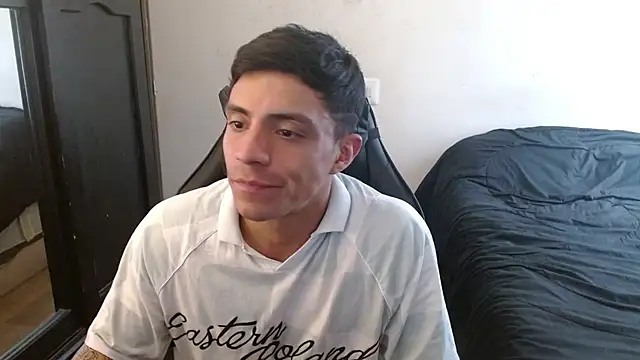 kv   xxx  online show from 09-27-25, 07:19