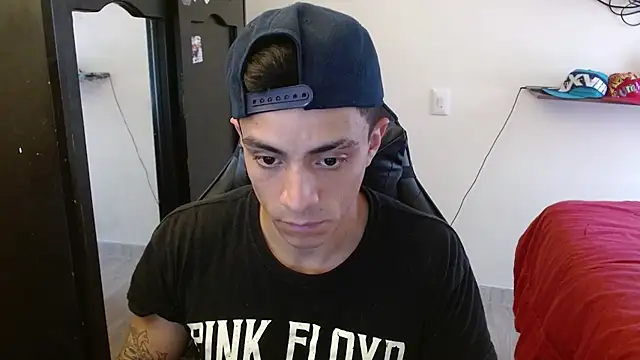 kv   xxx  online show from 11-14-25, 03:33