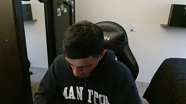 kv   xxx  online show from 03-17-26, 08:34