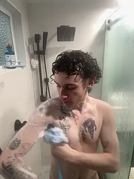 Prettykboi online show from 02-12-26, 01:11