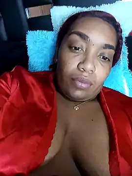 Snapshot of Cinnamon-Skin chatting on 12-24-24, 04:00 Cinnamon-Skin online show from 12-24-24, 04:00