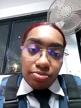 Snapshot of Cinnamon-Skin chatting on 12-30-24, 03:14 Cinnamon-Skin online show from 12-30-24, 03:14