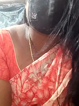 Snapshot of sana14 chatting on 10-27-25, 06:39 sana14 online show from 10-27-25, 06:39