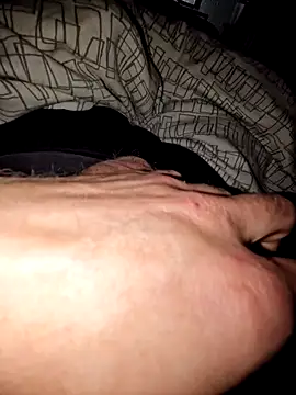 Snapshot of Landryyyyy chatting on 03-23-25, 06:47 Landryyyyy online show from 03-23-25, 06:47