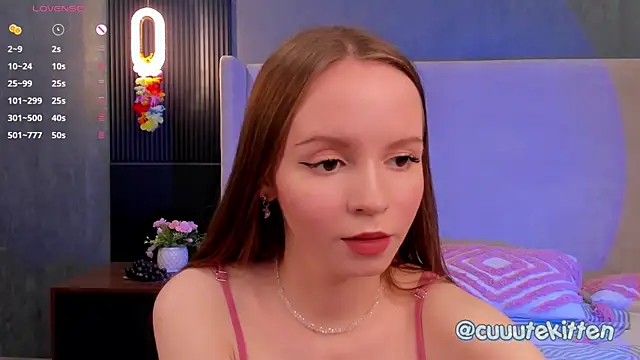 AlodiaHamblett online show from 10-08-25, 07:39