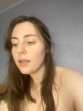 Snapshot of Topvi_ chatting on 12-20-24, 10:49 Topvi online show from 12-20-24, 10:49