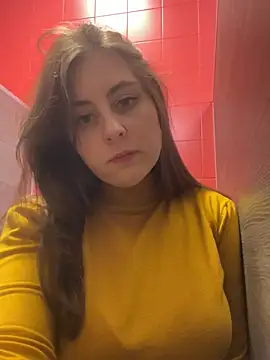 Snapshot of Topvi_ chatting on 12-27-24, 12:01 Topvi online show from 12-27-24, 12:01