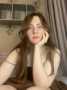 Snapshot of Topvi_ chatting on 02-13-25, 03:56 Topvi online show from 02-13-25, 03:56