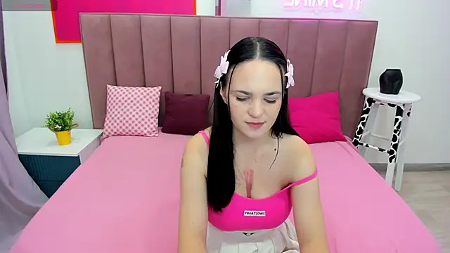 Selena Cutiee online show from 09-12-25, 01:17