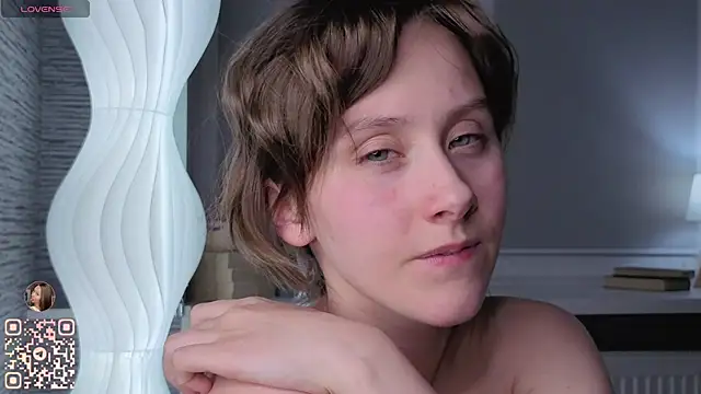 Snapshot of EthalBuffkin chatting on 03-08-26, 02:04 EthalBuffkin online show from 03-08-26, 02:04