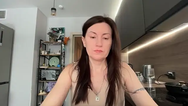 Snapshot of jainesummer chatting on 02-11-26, 08:19 jainesummer online show from 02-11-26, 08:19