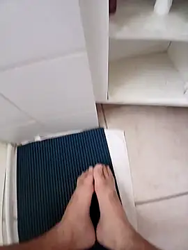 loganwolverine02 online show from 01-05-25, 11:37