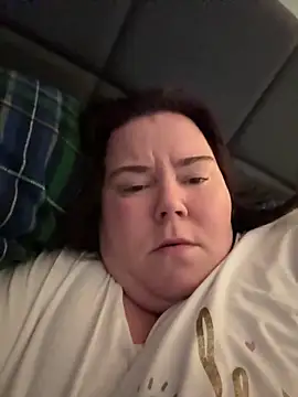 Snapshot of Viola_SassyX chatting on 03-17-25, 04:33 Viola SassyX online show from 03-17-25, 04:33