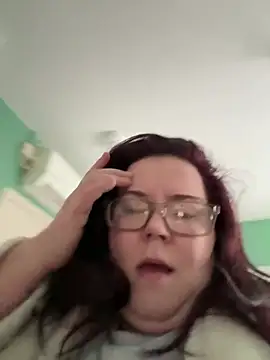 Snapshot of Viola_SassyX chatting on 03-23-25, 08:48 Viola SassyX online show from 03-23-25, 08:48