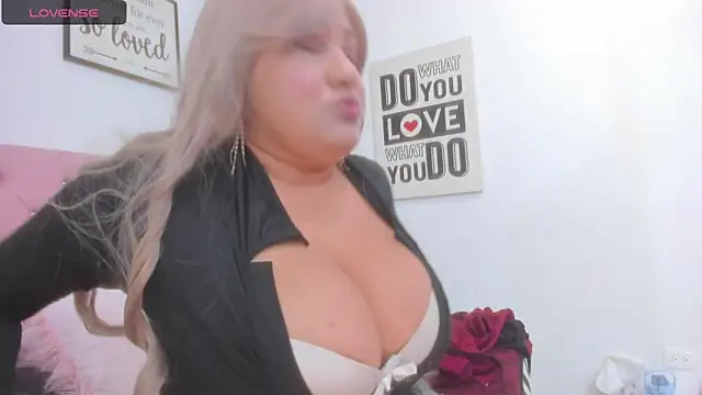 michell taylor   online show from 10-29-25, 02:14