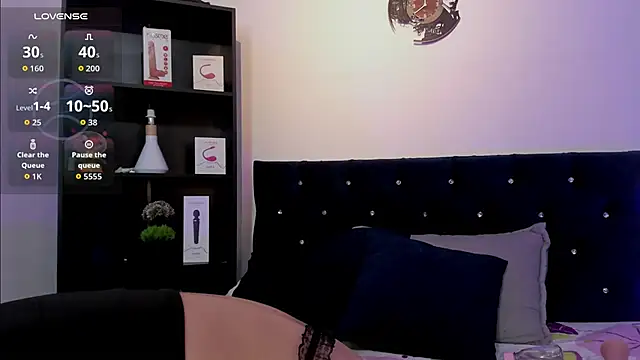 yulianademond66 online show from 06-11-26, 12:32