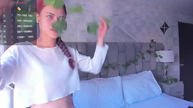 HannaRhodes online show from 01-22-25, 01:11