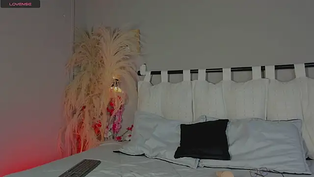  kylie  smith  online show from 01-15-25, 02:49