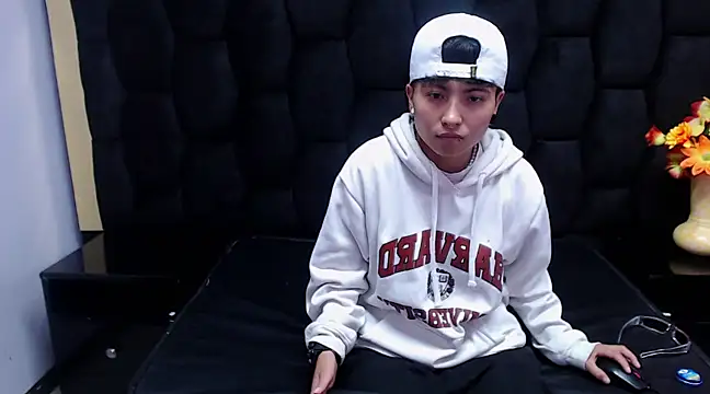 Im Mathias online show from 12-27-24, 02:36