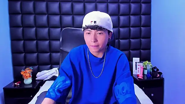 Im Mathias online show from 09-30-25, 04:34