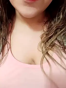 Hotoufia38 online show from 02-20-25, 06:57