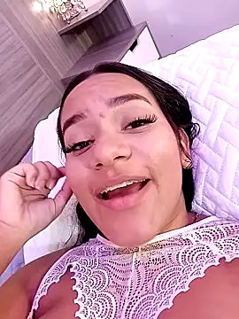 AmaraVelez online show from 01-08-25, 05:05
