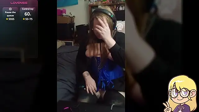 Snapshot of AshThaSissy chatting on 03-08-25, 12:55 AshThaSissy online show from 03-08-25, 12:55