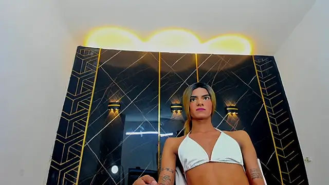 Isabella stanford2 online show from 01-28-25, 07:22