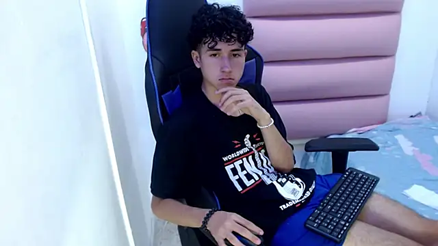 johnny cagee online show from 12-05-24, 10:01