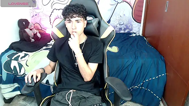 johnny cagee online show from 12-11-24, 06:36