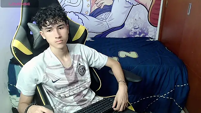 johnny cagee online show from 12-12-24, 06:25