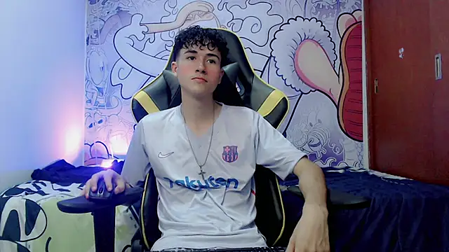 johnny cagee online show from 12-15-24, 04:40