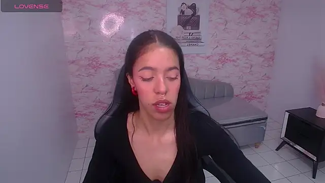 Snapshot of stephania_t chatting on 01-09-25, 03:26 stephania t online show from 01-09-25, 03:26