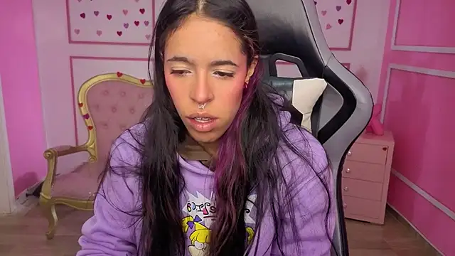 Snapshot of stephania_t chatting on 02-10-26, 12:09 stephania t online show from 02-10-26, 12:09