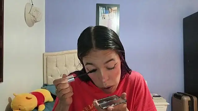 Snapshot of stephania_t chatting on 03-20-26, 04:23 stephania t online show from 03-20-26, 04:23