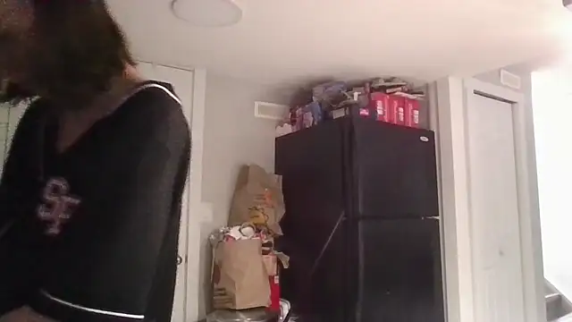 TheSexiest2025 online show from 02-12-25, 06:09