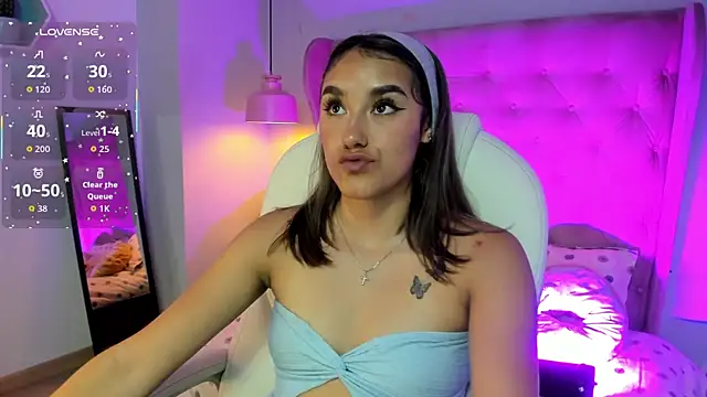  Sophie  miller online show from 12-16-25, 07:41