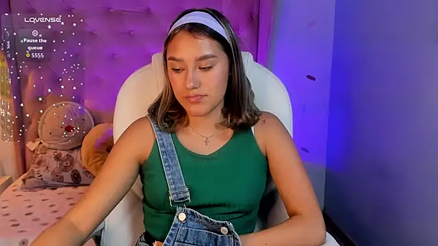  Sophie  miller online show from 03-03-26, 08:15