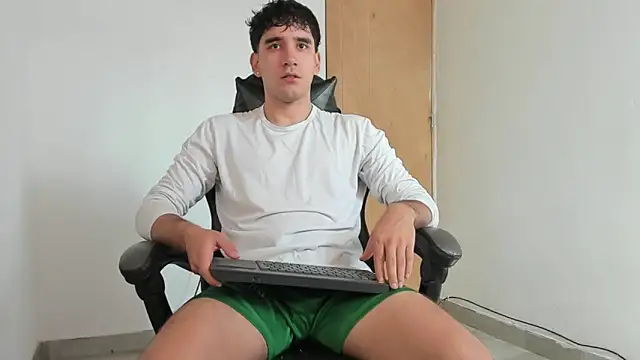 leo030809 online show from 05-18-26, 07:20
