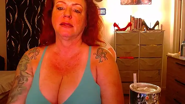 Nikkimastersgirl1091 online show from 09-20-25, 11:11