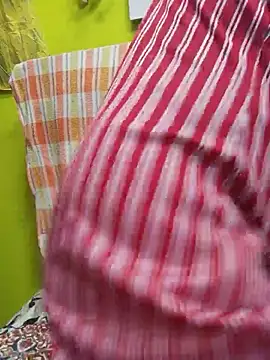 Snapshot of Manjudear chatting on 07-12-26, 01:29 Manjudear online show from 07-12-26, 01:29