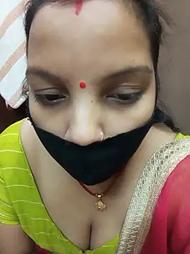 Snapshot of Manjudear chatting on 07-17-26, 04:12 Manjudear online show from 07-17-26, 04:12