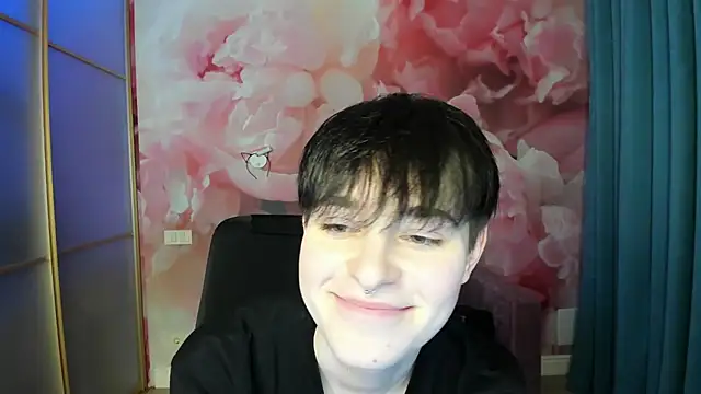 EmiliaYours online show from 12-09-24, 04:47