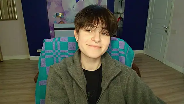 EmiliaYours online show from 02-03-25, 03:49