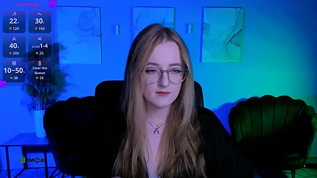 luna berryy online show from 03-10-26, 08:14